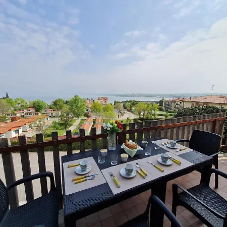 Panorama Peschiera Apartment *
